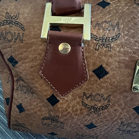 MCM Leather-Trimmed Visetos Boston Tote Bag Authentic EUC  + unbranded dust bag - Picture 8 of 16